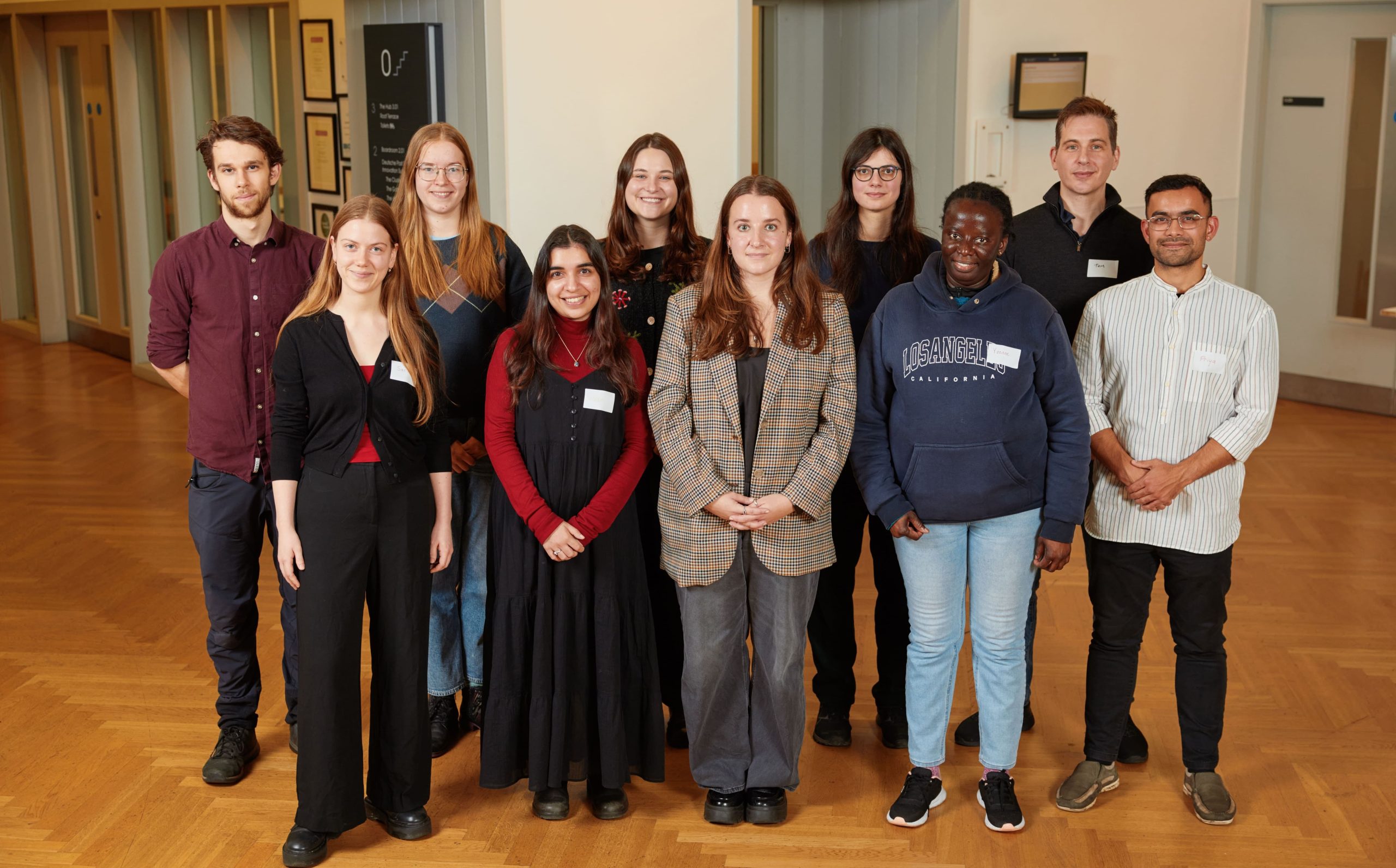 Group photo of 2025/26 Earth Fellows